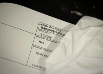 Maksamaton lasku voi moninkertaistua perintäkulujen jälkeen.