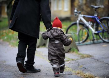 Lapsen edun edistäminen on adoptiolain uudistuksen tärkein asia.