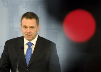 Jan Vapaavuori alkaa olla jo vakuuttunut, että risteilijätilaukset pysyvät Suomessa.