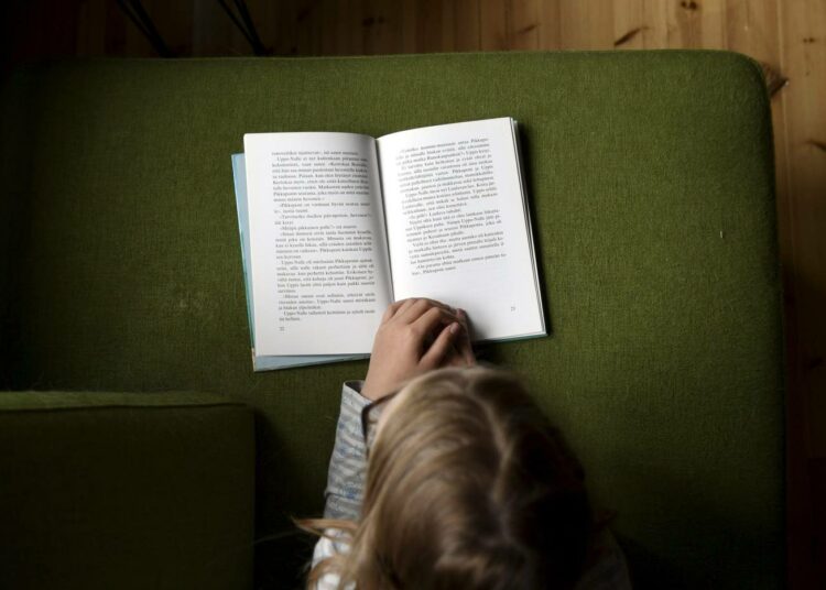 EK lahjoittaa kaikille 10 vuotta tänä vuonna täyttäville kuukauden Aku Ankka -lehdet, ruotsinkieliset lapset saavat Kalle Anka -lehdet. Kampanjan tarkoituksena on houkutella lapset lukemaan nykyistä enemmän.