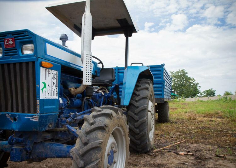 Traktorien myynti Afrikassa kasvaa kymmenen prosentin vuosivauhtia. Maatalouden koneistaminen nostaa tuottavuutta, mutta vastapainoksi vähentää luonnon monimuotoisuutta.