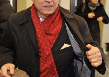 Pertti Salolainen.