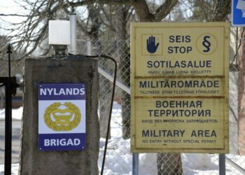 Uudenmaan Prikaatia Dragsvikissa ei lakkauteta.