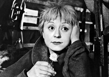 La Strada – Tie on klassikko nyrkkeilijän kanssa markkinoita kiertävästä Gelsominasta (Giulietta Masina, kuva), jonka elämänilo voittaa kaikki vastoinkäymiset.