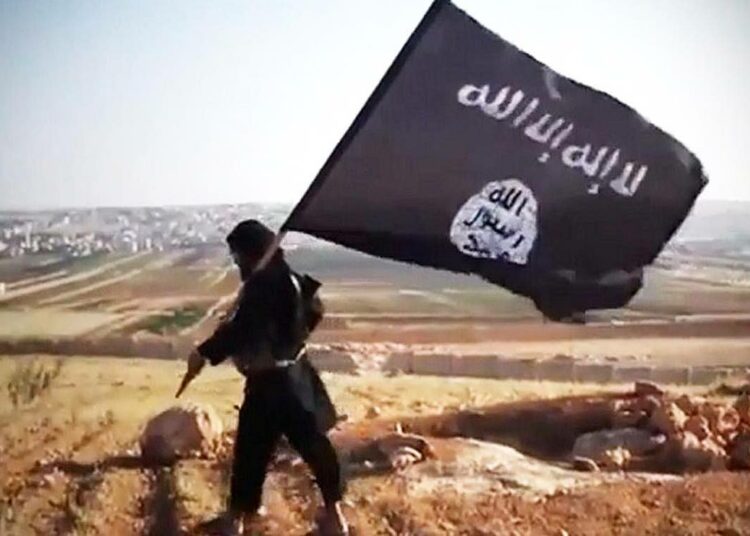 Jihadistien lippu liehuu nyt laajalla Syyriasta Irakiin ulottuvalla alueella.