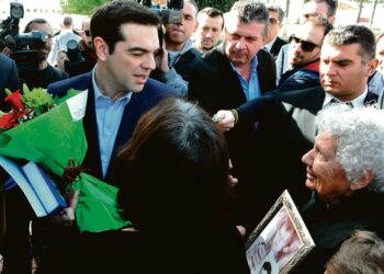 Monet pelkäävät Syrizan vaalivoiton ajavan Kreikan kansantalouden katastrofiin ja Alexis Tsiprasin johdolla maan menevän totaalisesti metsikköön. Kuvassa Tsipras Kyproksen-vierailullaan viime tiistaina.