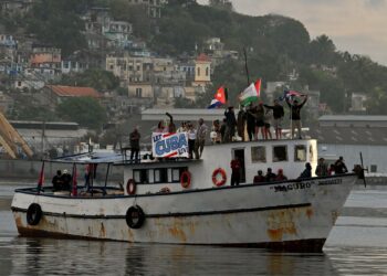 Convoy Nuestra América -saattueen ensimmäinen alus, ”Granma 2.0”, saapui Kuubaan tiistaina 24. maaliskuuta.