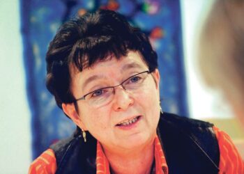 Lea Karjalainen jatkaa TVY:n puheenjohtajana.