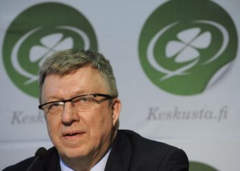 Keskustan puolusihteeri Timo Laaninen