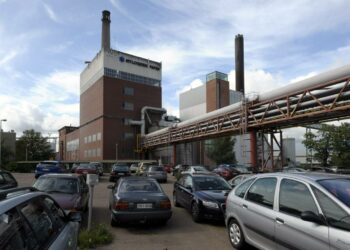UPM sulkee Myllykosken paperitehtaan ja irtisanoo satoja työntekijöitä.