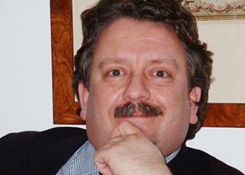 Italian maatalousministeriön julkaisema kuva Francesco Bragasta, joka todella myös esittää Francesco Bragaa.