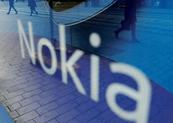 Nokian lippulaivamyymälä sijaitsee Helsingin Aleksanterinkadulla.