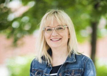JHL:n puheenjohtaja Päivi Niemi-Laine.