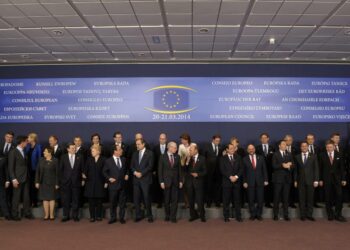 Onko Euroopan unioni muutakin kuin johtajien huippukokouksia? Toisenlaista sisältöä sille pohditaan Alter EU -konferenssissa loppuviikolla Helsingissä.
