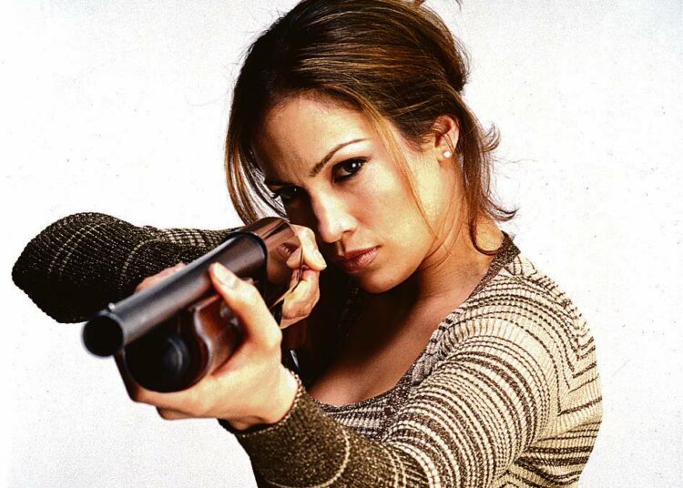Steven Soderberghin jäntevässä rikosrallissa Jennifer Lopez (kuvassa) on kuumankipakka lainvartija Karen Sisco.