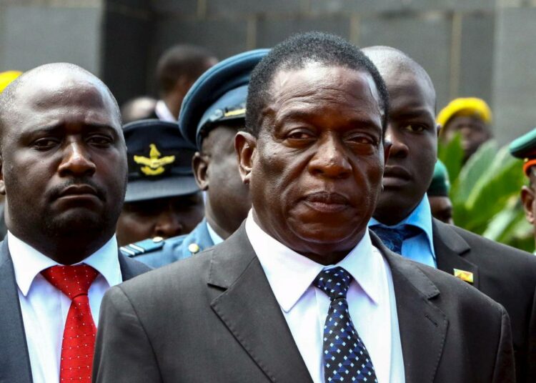 Zimbabwen uudeksi johtajaksi nousemassa oleva Emmerson Mnangagwa.
