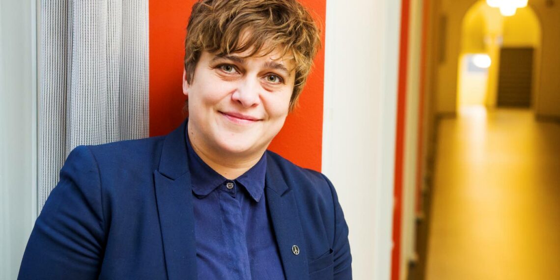 – Asumiskustannukset ovat Helsingissä täysin kohtuuttomat olipa kyse omistusasumisesta tai vuokralla asumista, sanoo kansanedustaja Silvia Modig.