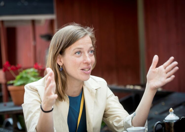 Vasemmistoliiton alue- ja kuntavaalikampanja on näyttänyt erittäin hyvältä europarlamentaarikko Li Anderssonin mielestä.
