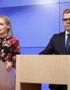 Valtiovarainministeri Riikka Purra (ps) ja pääministeri Petteri Orpo (kok) mediatapaamisessa Helsingissä 22. huhtikuuta 2025.