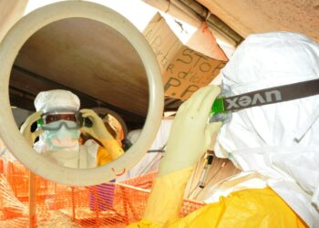 Avustusjärjestö IRC:n mukaan avustusjärjestöjen toimintatavat ebolan kaltaisissa epidemioissa pitää kääntää ylösalaisin.