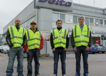 Delta Auton lakkovahdit oikealta Arto Simonaho, Sami Anttilainen, Kim Salo ja Jarno Mäkinen.