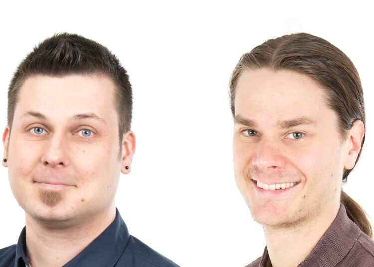 Turun Vasemmistoliiton varapuheenjohtaja Sasu Haapanen (vas.) ja puheenjohtaja Jaakko Lindfors.