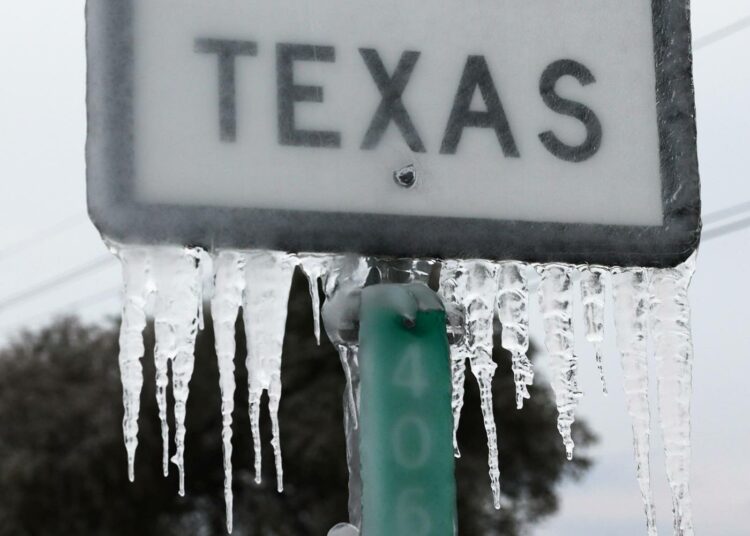 Texasissa on tavallisesti helmikuun puolivälissä parikymmentä lämpöastetta, mutta tänä vuonna iski pakkasaalto.