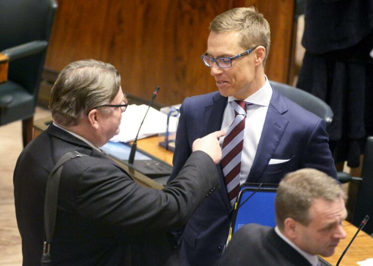 Perussuomalaisten Timo Soini ja pääministeri Alexander Stubb pääsevät parin viikon kuluessa ottamaan mittaa toisistaan eurokriisin hoitamisesta.