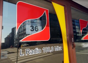 Lähiradio kuuluu Helsingissä taajuudella 100,3 MHz.