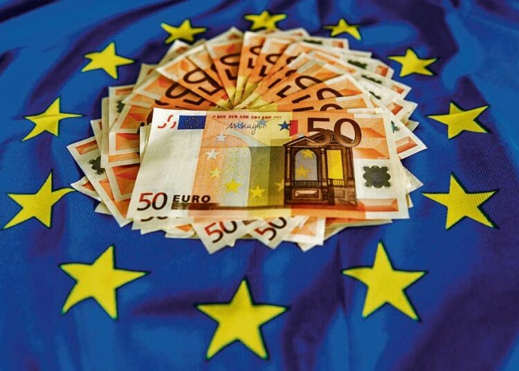 Euron rakenteelliset ongelmat on korjattava.