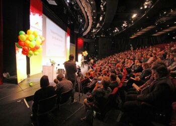 Vasemmistoliiton edellinen puoluekokous oli 2016 Oulussa.