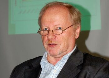 Antti Holopainen.