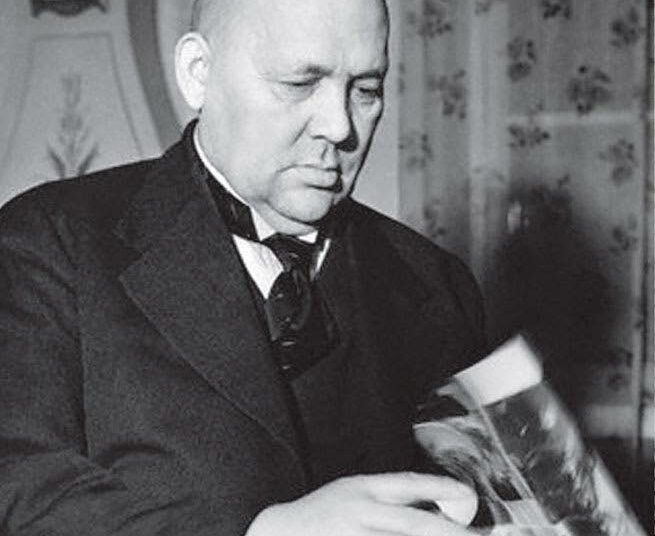 Nobel-kirjailija Frans Emil Sillanpää eli 30-luvulla parasta luomiskauttaan. Hän ehti olla useita kertoja Nobel-ehdokkaana ennen kuin hän vihdoin sai sen 1939.