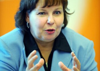 JHL:n toimialajohtaja Teija Asara-Laaksonen.
