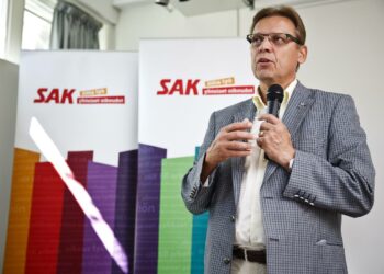 SAK:n puheenjohtaja Lauri Lyly.