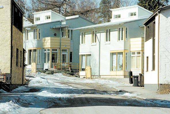 Kymmenet tuhannet asumisoikeusasukkaat ovat joutuneet jättämään järjestelmän sen kohtuuttomiksi osoittautuneiden kustannusten tähden.