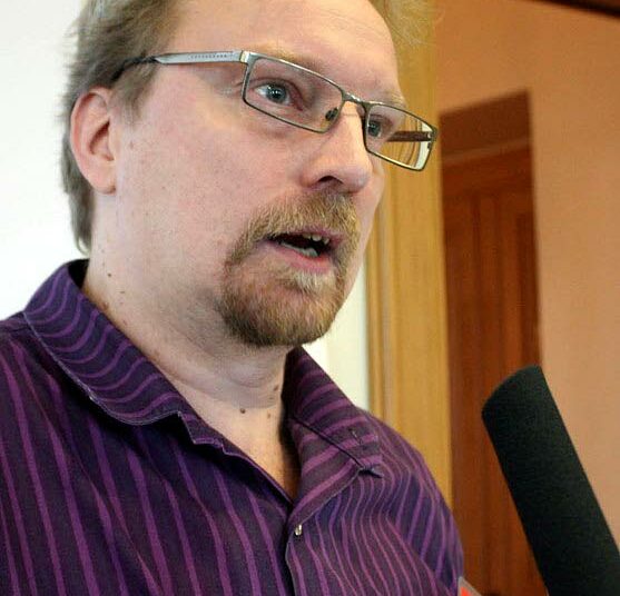 Valtuustoryhmän puheenjohtaja Jarmo Ritanen.