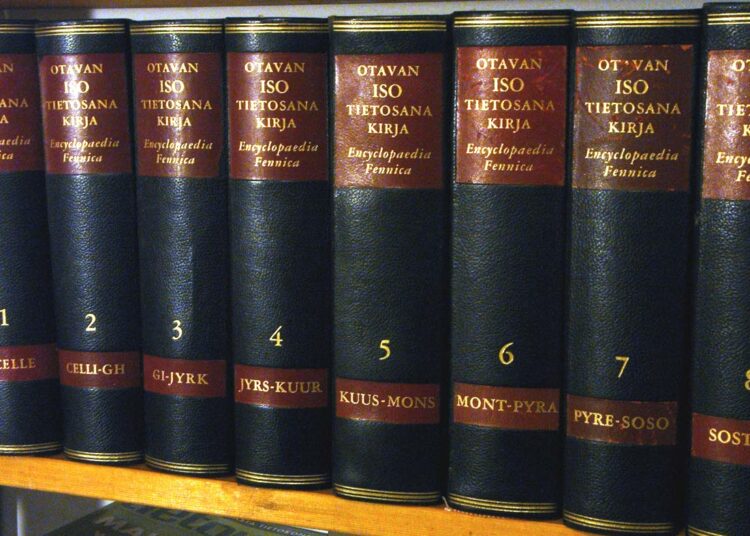 Wikipedia on syrjäyttänyt perinteiset tietosanakirjat.