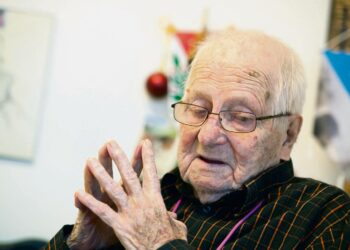 Aaro Majanen täyttää sata vuotta ja harrastaa tietojen hankkimista.
