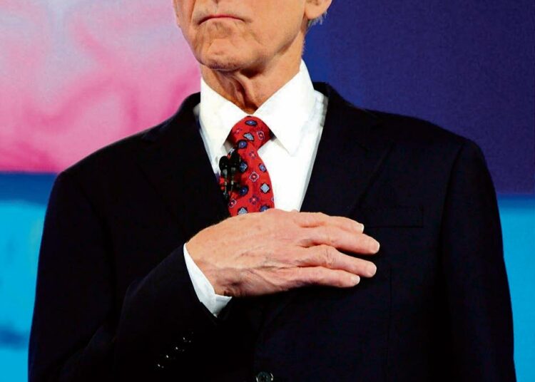 Ron Paul on ehdokkaista vanhin, mutta hän on monen nuoren suosikki, koska hän lopettaisi sodat.