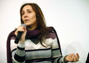 Raúl Castron tytär Mariela Castro Espin johtaa Kuuban seksuaalikasvatuskeskusta. Hän on puhunut voimakkaasti homoliittojen laillistamisen puolesta.
