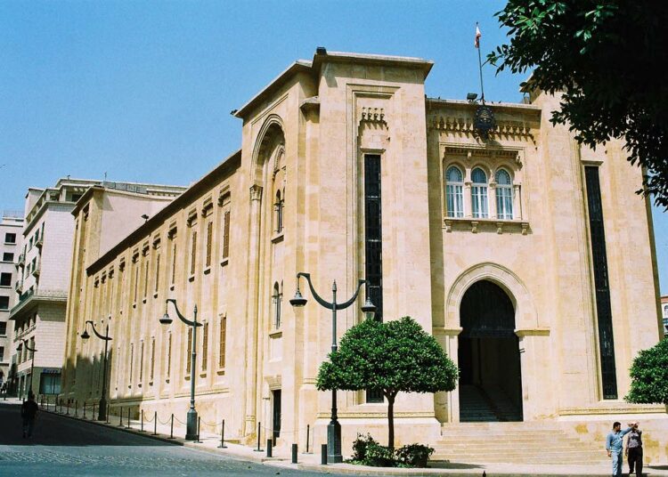 Libanonin parlamentissa on 128 kansanedustajaa.