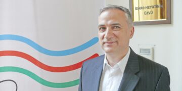 Azerbaidžanin kansainvälisten suhteiden instituutin johtaja Farid Šafijev.