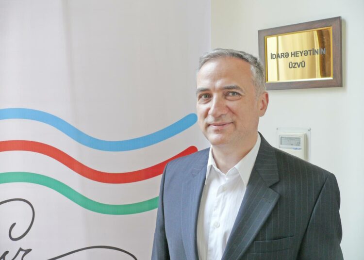 Azerbaidžanin kansainvälisten suhteiden instituutin johtaja Farid Šafijev.