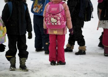 Koulutuksella riittää taas vaalien alla ystäviä. Vuoden 2015 rikottu koulutuslupaus on silti muistissa.