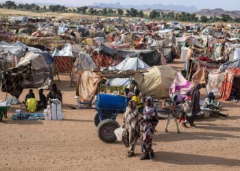 12 miljoonaa sudanilaista on joutunut jättämään kotinsa ja pakenemaan taisteluita.