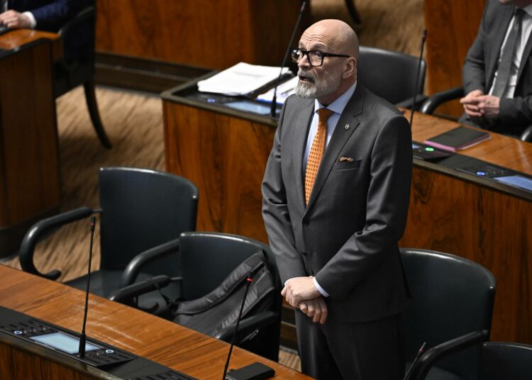 Mauri Peltokangas on perussuomalaisten kansanedustaja ja eduskunnan hallintovaliokunnan puheenjohtaja.