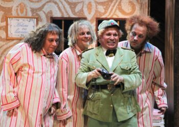 Eppu Salminen (vas.), Paavo Kerosuo, Pertti Koivula ja Raimo Ahonen.