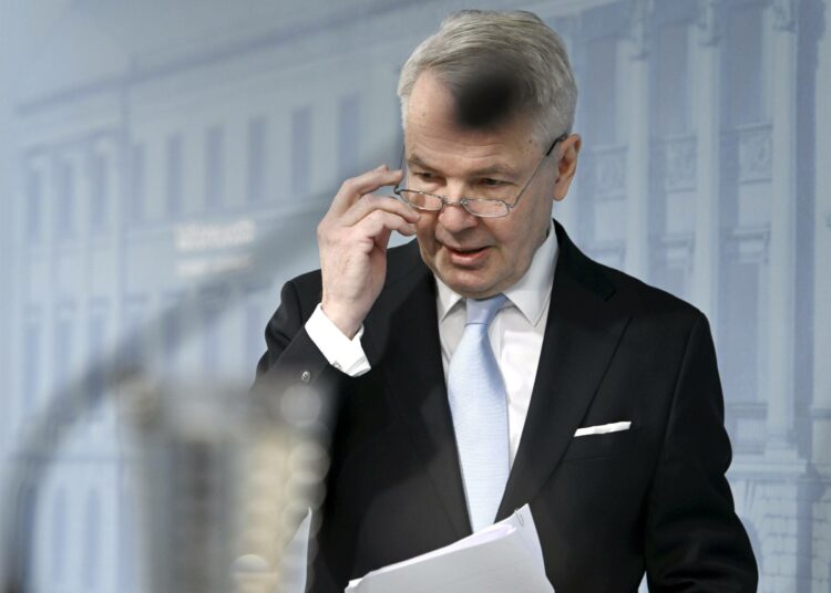 Ulkoministeri Pekka Haavisto esitteli hallituksen esityksen Suomen Nato-jäsenyydestä.