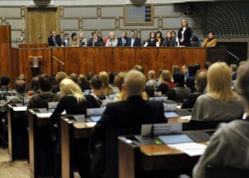 Ministerit saivat vastata nuorten kysymyksiin eduskunnassa perjantaina.
